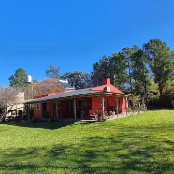 VENTA CASA ... AMBIENTES - GRAN PARQUE- BARADERO