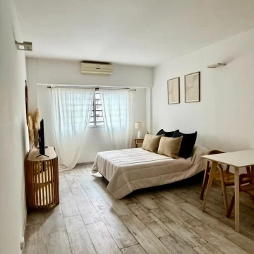 Departamento en Palermo Chico reciclado a nuevo !! super luminoso piso alto