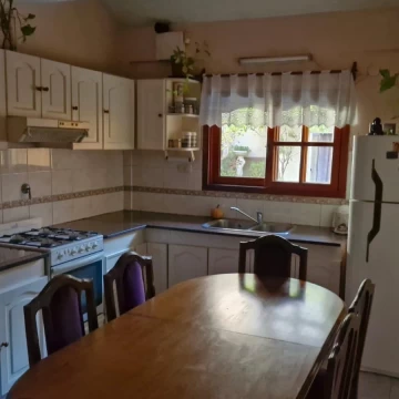 Venta casa 5 Ambientes con Cochera Patio y Terraza Versalles