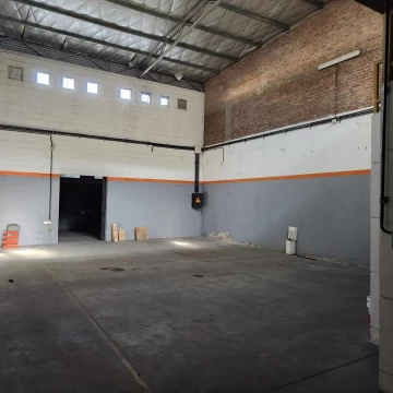 GALPÓN COMERCIAL EN ALQUILER | AV. DEL BARCO CENTENERA 2900 | NUEVA POMPEYA