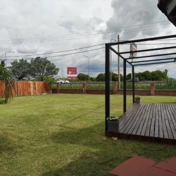 ALQUILER COMERCIAL SOBRE RUTA 9, FUNES