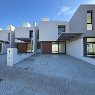 Duplex en venta 3 dormitorios en Campo Chico