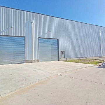 Depósito en Alquiler de 1066 m2 en Benavidez