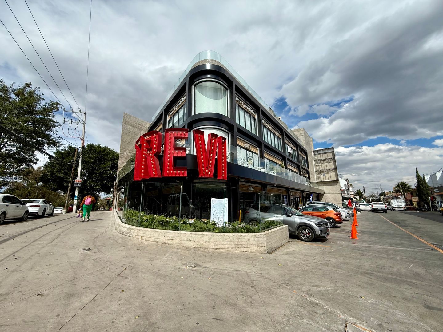 Locales Plaza Trevi Tecamachalco - 2.jpg