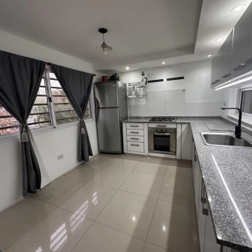 Casa Venta 3 dormitorios Parrilla Avellaneda