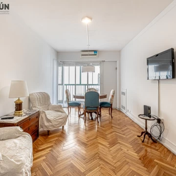Venta Departamento 3 ambientes c/dependencia en Recoleta