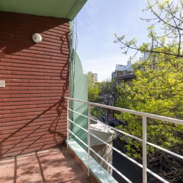 Venta de dos monoambientes en block en Monte Castro