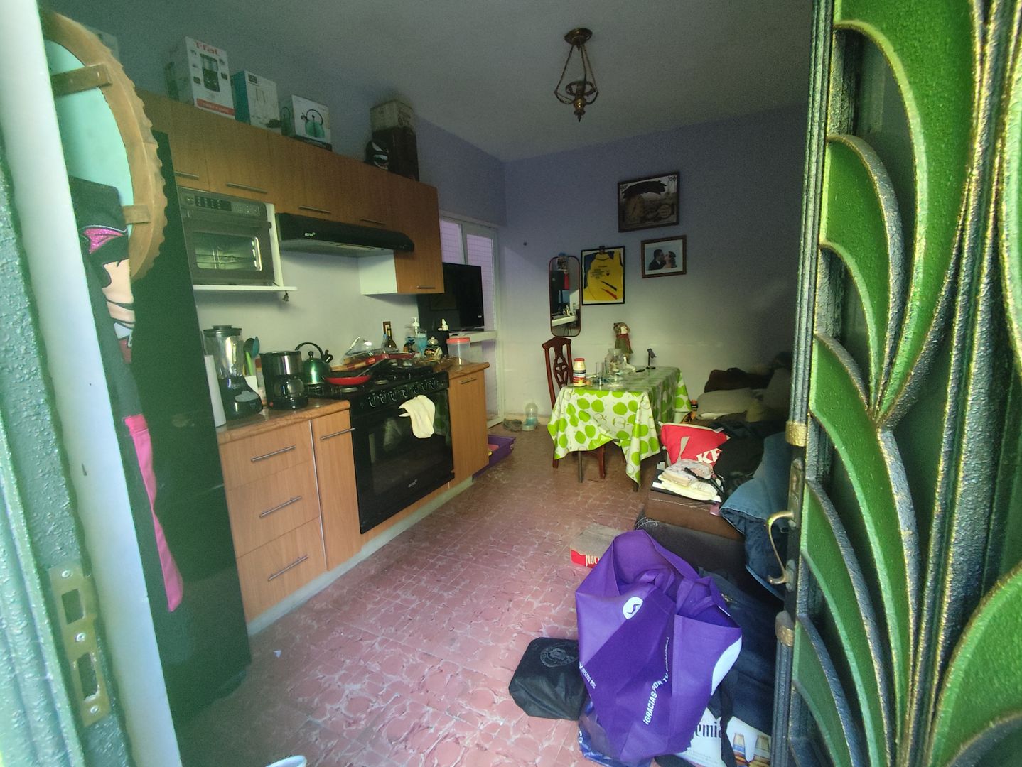 b92d08c8-f288-4438-9ed3-1ac86717b7d9-1_all_298.jpg
