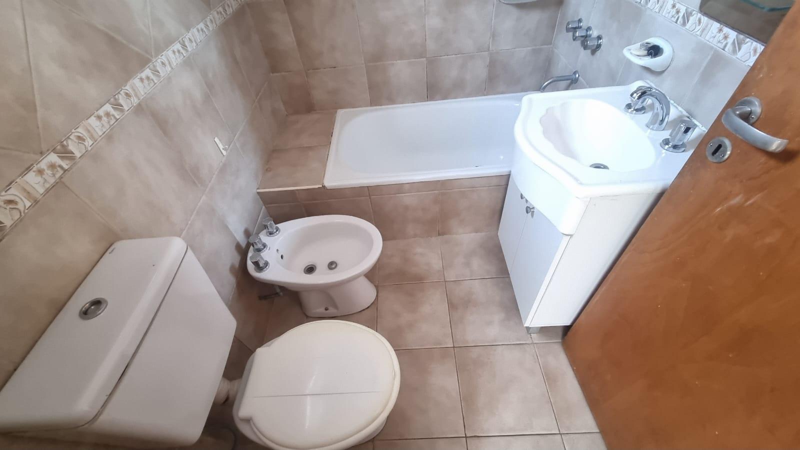 baño con bañera