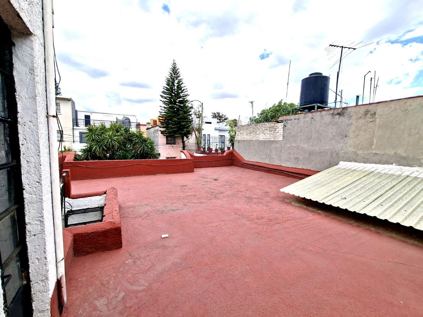 285301.jpg