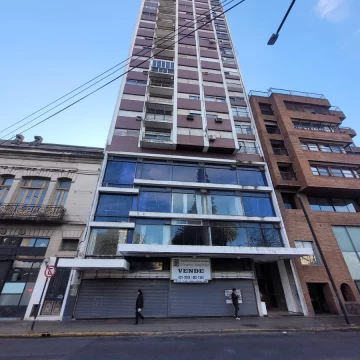 Local en Venta en 6/50 y 51 La Plata - Alberto Dacal Propiedades