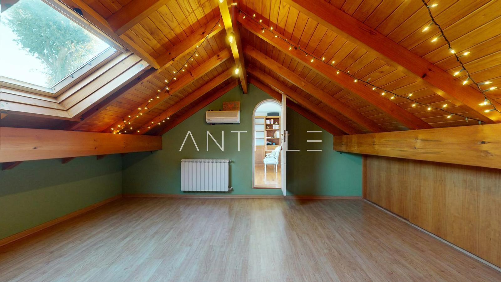 ALTILLLO CASA EN VENTA EN ABRIL CLUB DE CAMPO, HUDSON