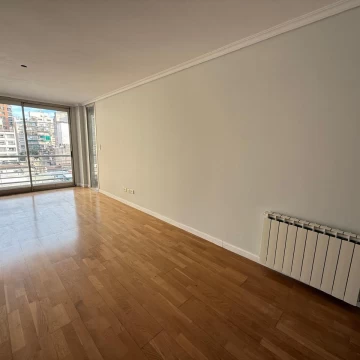 Venta departamento 2 dormitorios, centro.