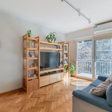 Venta departamento 3 ambientes con Dependencia/Escritorio y balcón - Belgrano R