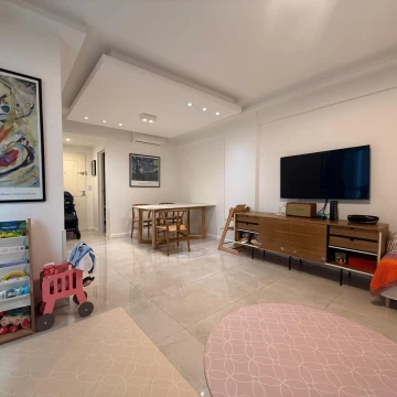 Departamento impecable de 3 AMBIENTES en  Palermo Chico