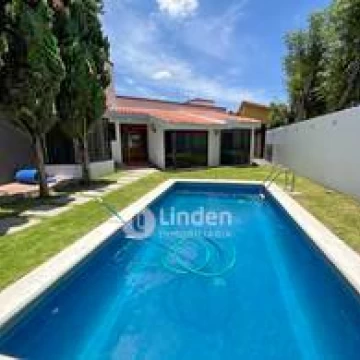 Casa en Venta en Fraccionamiento Villa Zavaleta, Zona Zavaleta
