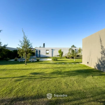 1784063586.jpg