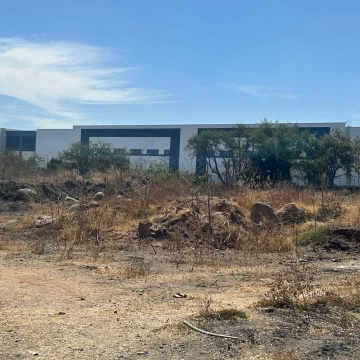 Venta de Terreno Ideal para inversión a espaldas de zona industrial, en Tlaquepa