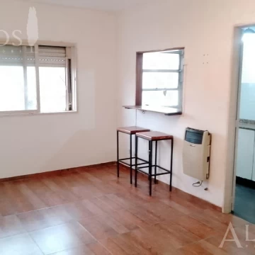 VENTA DEPARTAMENTO 2 AMB EN CIUDADELA