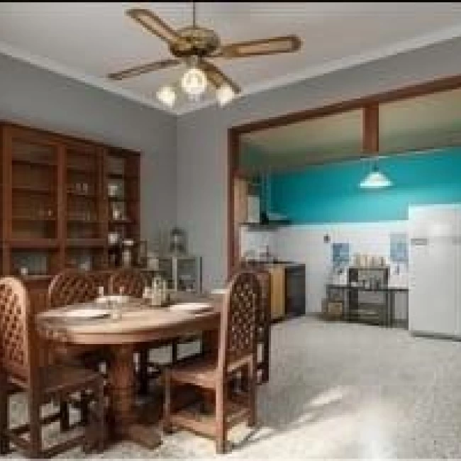 VENTA CASA A RECICLAR SOBRE GRAN LOTE – 4 AMBIENTES – VILLA MADERO – IDEAL INVERSORES