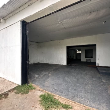 Galpón en Alquiler en San Nicolás De Los Arroyos