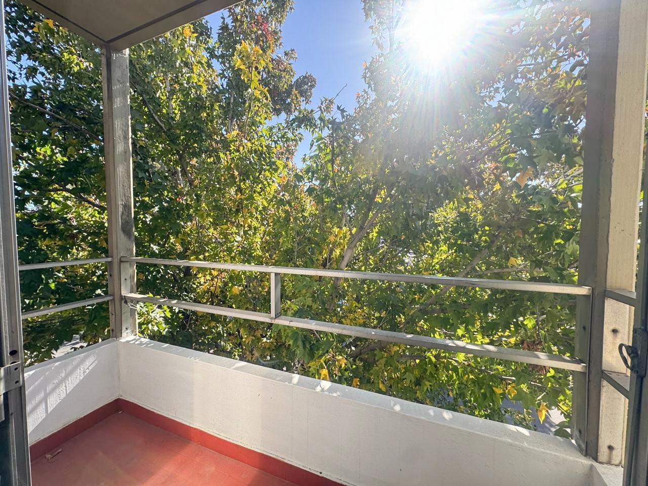 Monoambiente con balcon