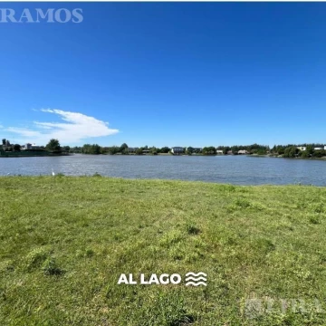 Lote a la laguna en venta en San Marco - Villanueva