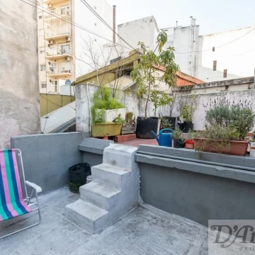 PH 3 Ambientes con Terraza Propia y Entrada Independiente en Parque Chacabuco