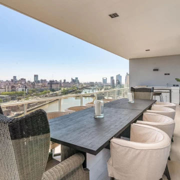 SLS  Puerto Madero - PISO ALTO 4 Ambientes UNICOS – 260 m² – 4 Cocheras – Seguridad 24 h 