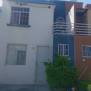 VENTA DE CASA REMODELADA EN FRACC ALBATERRA CARRETERA A COLOTLAN