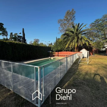 Propiedad con 3 unidades EN VENTA, ideal uso comercial, a metros de Paseo Rivera, Zona Norte
