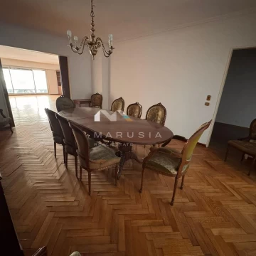 Venta, Departamento 5 ambientes, con 4 dormitorios mas dependencia y 2 cocheras ubicado en Recoleta, Capital Federal