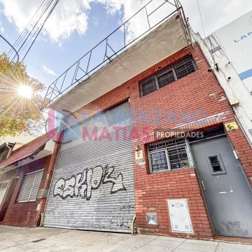 VENTA GALPON / DEPOSITO DE  1100m2 SOBRE LOTE DE 8.66 x 55 M - VILLA DEVOTO