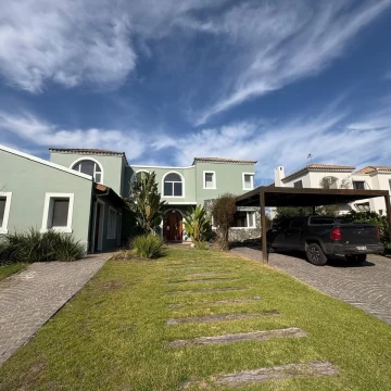 Casa Alquiler en Corredor Bancalari 3900