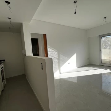 1784229142.jpg