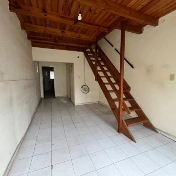 departamento en alquiler tres ambientes ferrocarril oeste 