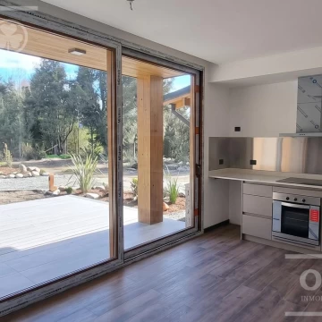 Departamento 1 ambiente con Jardín y Parrilla -En Venta-Barrancas de Melipal-Bariloche.