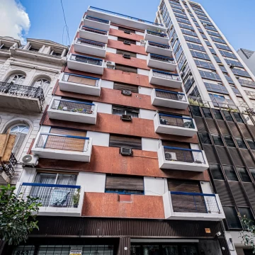 VENTA Depto Monoamb. Cocina separada, muy Luminoso Centro