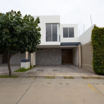 Casa  en Venta en la Cima de Zapopan
