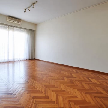 VENTA DEPARTAMENTO 4 AMBIENTES CON BALCÓN CORRIDO - PALERMO CHICO