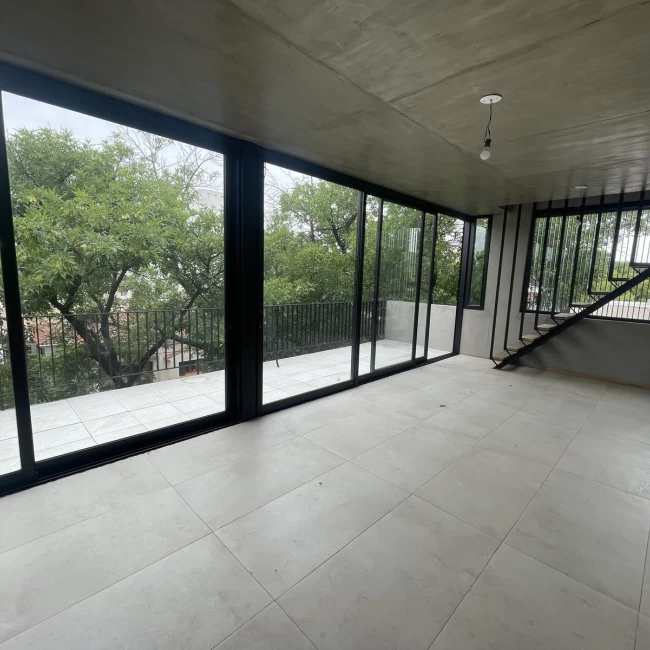 Venta Departamento 4 ambientes cochera y terraza propia  Villa Devoto