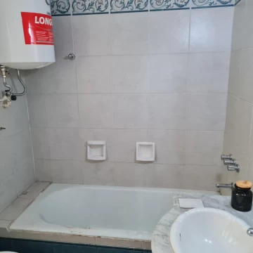 1784301459.jpg