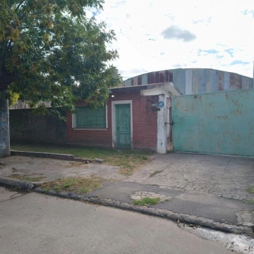 VENTA GALPON  DEAN FUNES 320 M2
