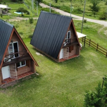 VENTA COMPLEJO CABAÑAS POTRERO DE GARAY 2 UNIDADES