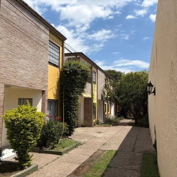 VENTA DE DUPLEX EN HOUSING BARRIO PUEYRREDON