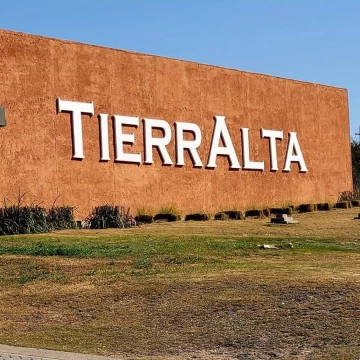 VENTA LOTE TIERRALTA 1033 M2 MACROLOTE 4 LOTE 112