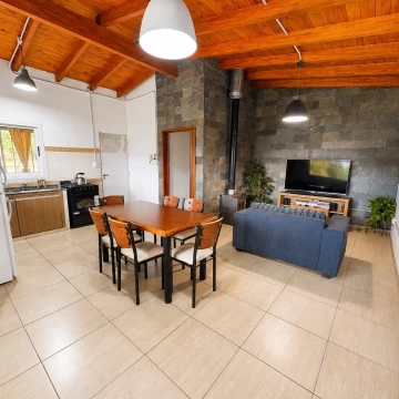 VENTA CASA COSQUÍN 2 DORM APTA CRÉDITO