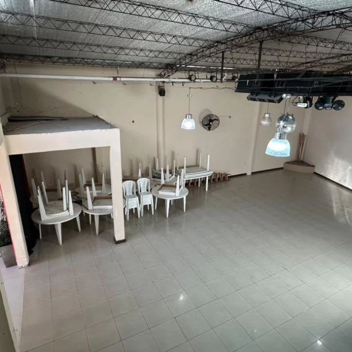 Venta en Block en Moreno  Galpón + SUM + Casa