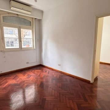 Departamento de dos ambientes en alquiler en Almagro