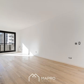 Super 3 ambientes con balcón y amenities en Caballito